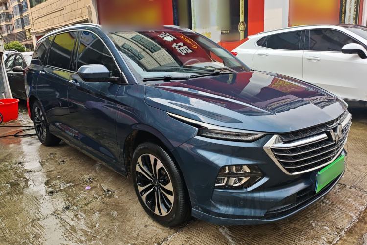 Used Wuling Victory 2020 1.5T CVT Flagship Edition Front Right 45 Deg