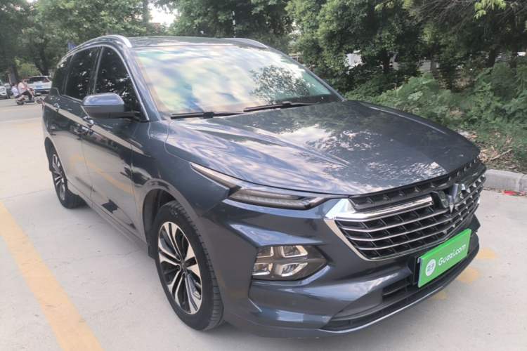 Used Wuling Victory 2020 1.5T CVT Flagship Edition Front Right 45 Deg