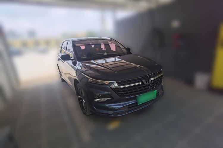 Used Wuling Victory 2020 1.5T Manual Elite Edition Front Right 45 Deg