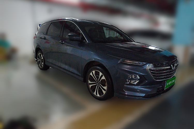 Used Wuling Victory 2020 1.5T CVT Flagship Edition Front Right 45 Deg