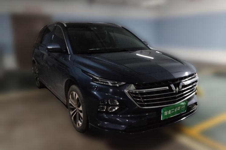 Used Wuling Victory 2020 1.5T CVT Flagship Edition Front Right 45 Deg