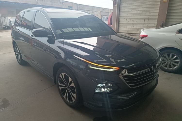 Used Wuling Victory 2020 1.5T CVT Flagship Edition Front Right 45 Deg