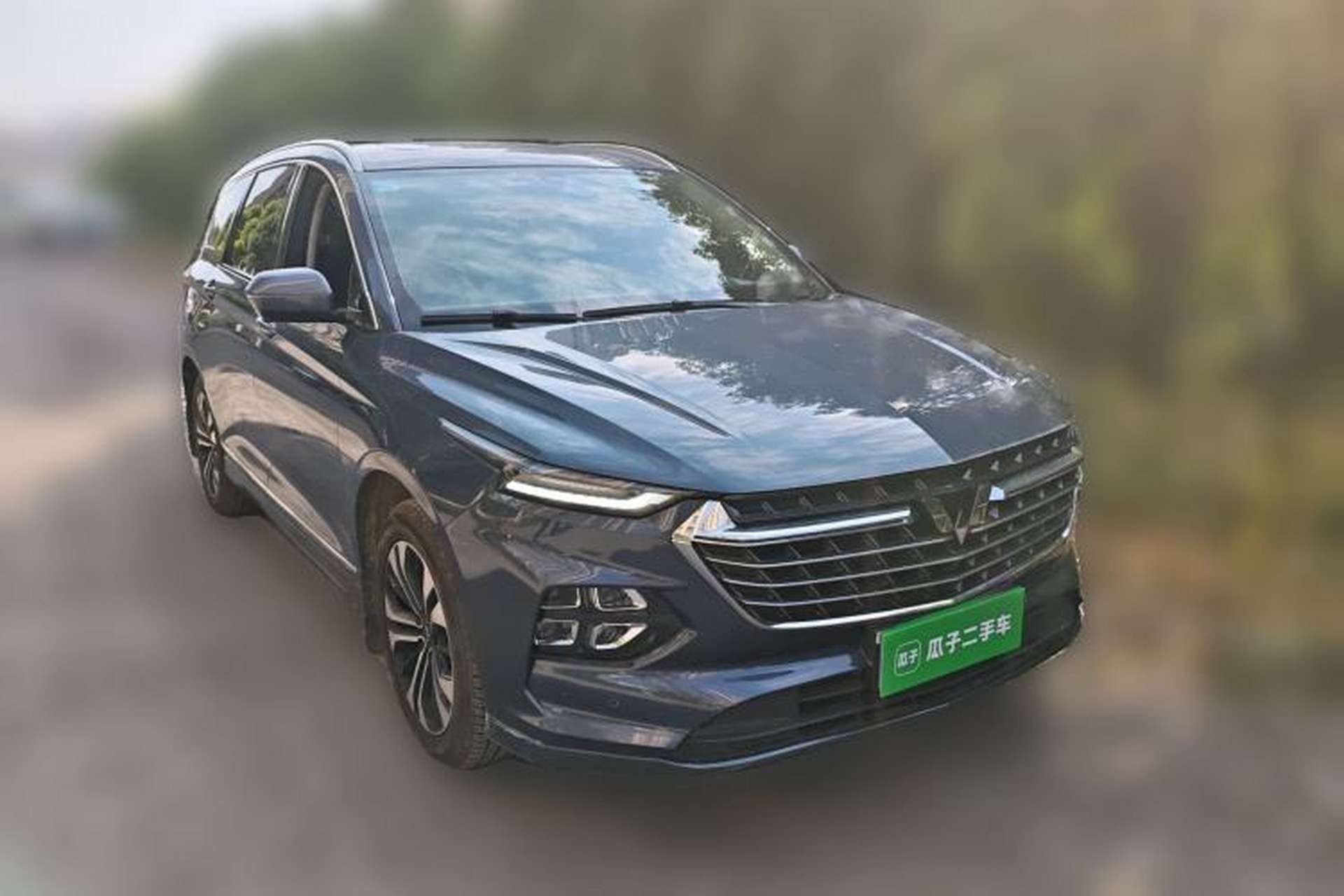 Used Wuling Victory 2020 1.5T CVT Flagship Edition Front Right 45 Deg