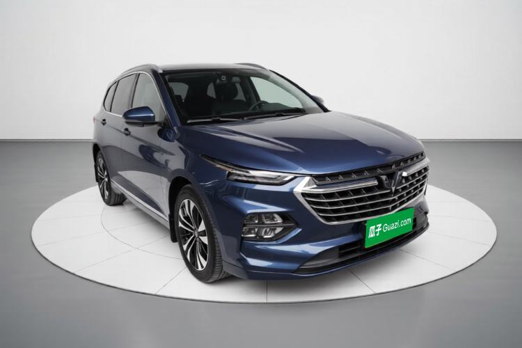 Used Wuling Victory 2020 1.5T CVT Flagship Edition Front Right 45 Deg