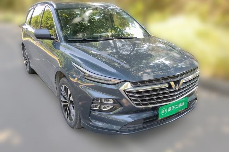 Used Wuling Victory 2020 1.5T CVT Flagship Edition Front Right 45 Deg