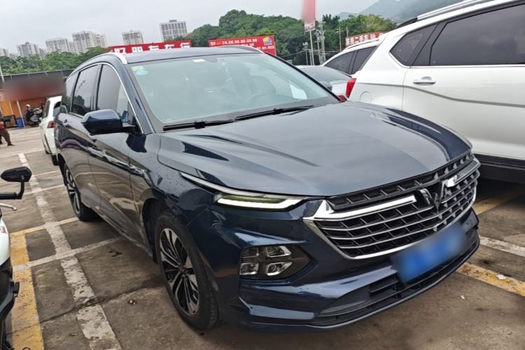 Used Wuling Victory 2020 1.5T CVT Flagship Edition Front Right 45 Deg