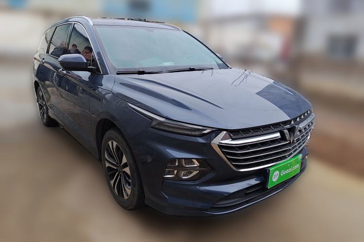 Used Wuling Victory 2020 1.5T CVT Flagship Edition Front Right 45 Deg