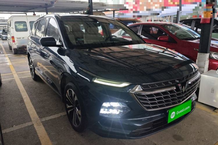 Used Wuling Victory 2020 1.5T CVT Flagship Edition Front Right 45 Deg