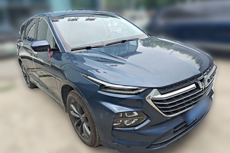 Used Wuling Victory 2020 1.5T CVT Luxury Model Front Right 45 Deg