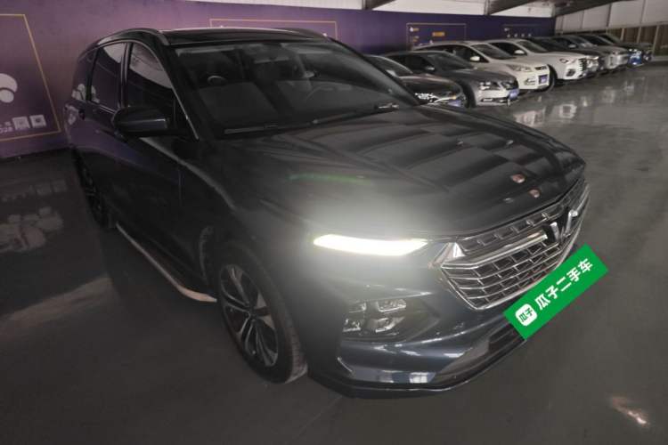 Used Wuling Victory 2020 1.5T CVT Flagship Edition Front Right 45 Deg