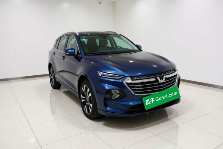 Used Wuling Victory 2020 1.5T CVT Flagship Edition Front Right 45 Deg