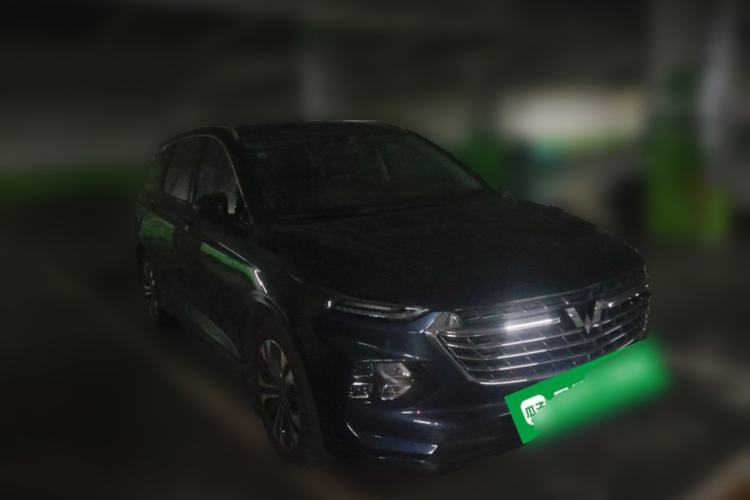 Used Wuling Victory 2020 1.5T CVT Flagship Edition Front Right 45 Deg