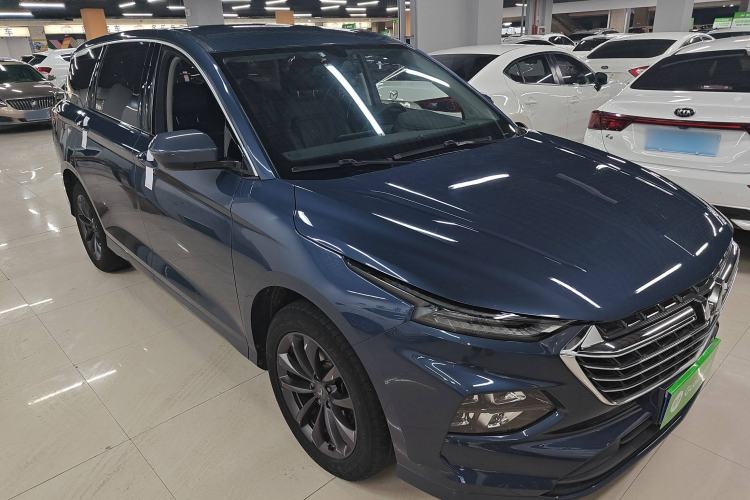 Used Wuling Victory 2020 1.5T CVT Luxury Model Front Right 45 Deg
