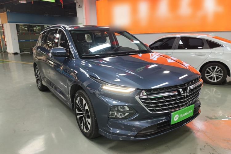Used Wuling Victory 2020 1.5T CVT Flagship Edition Front Right 45 Deg