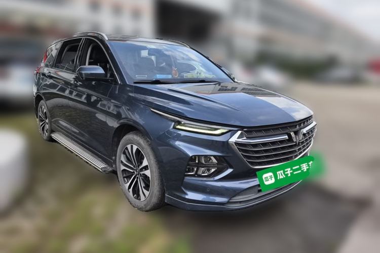 Used Wuling Victory 2020 1.5T CVT Flagship Edition Front Right 45 Deg