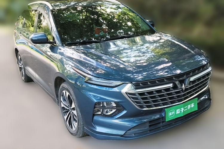 Used Wuling Victory 2020 1.5T CVT Flagship Edition Front Right 45 Deg
