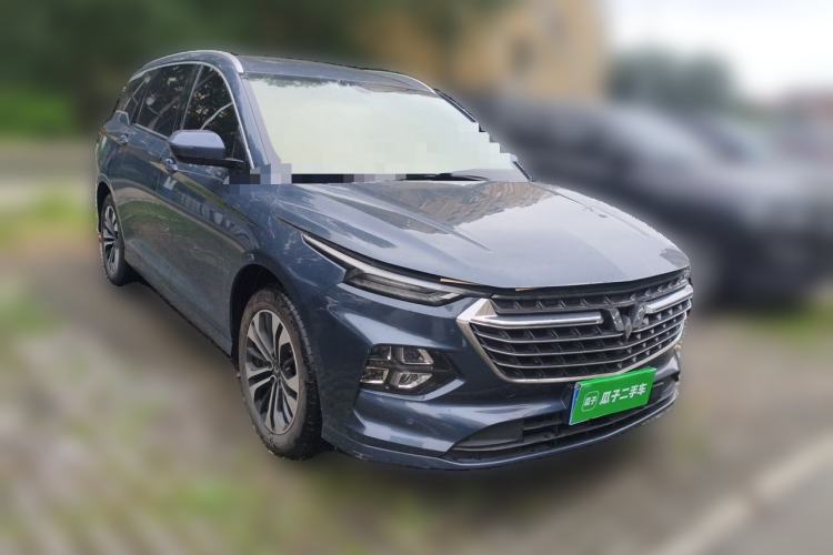 Used Wuling Victory 2020 1.5T CVT Flagship Edition Front Right 45 Deg