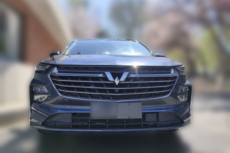 Used Wuling Victory 2020 1.5T CVT Flagship Edition Front