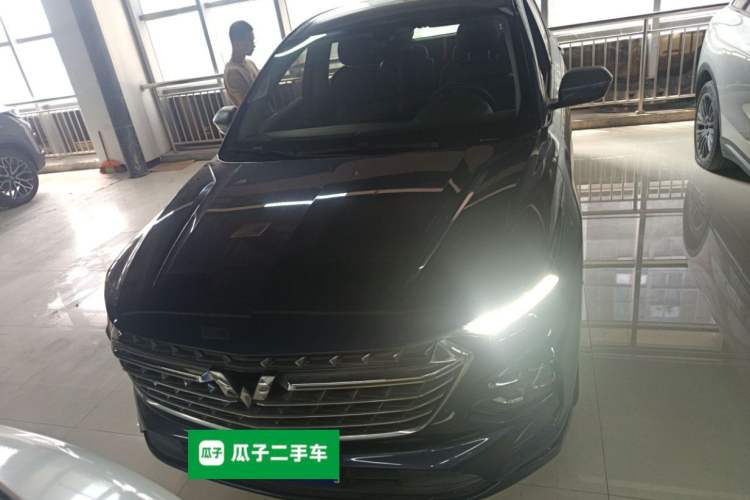 Used Wuling Victory 2020 1.5T CVT Luxury Model Front