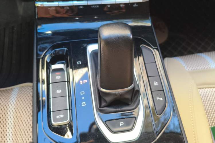 Used Wuling Victory 2020 1.5T CVT Flagship Edition Gear Lever