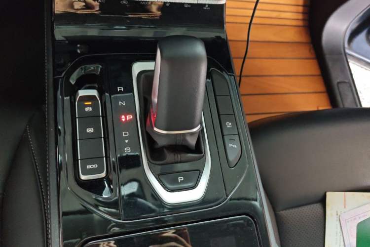Used Wuling Victory 2020 1.5T CVT Flagship Edition Gear Lever