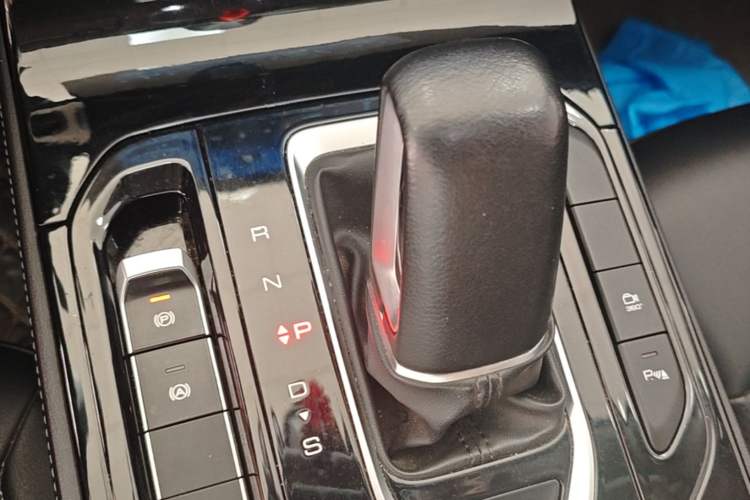 Used Wuling Victory 2020 1.5T CVT Flagship Edition Gear Lever