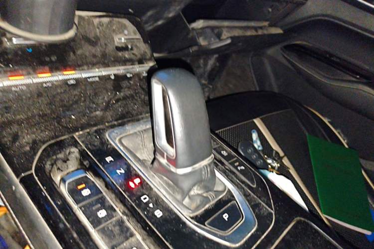 Used Wuling Victory 2020 1.5T CVT Flagship Edition Gear Lever