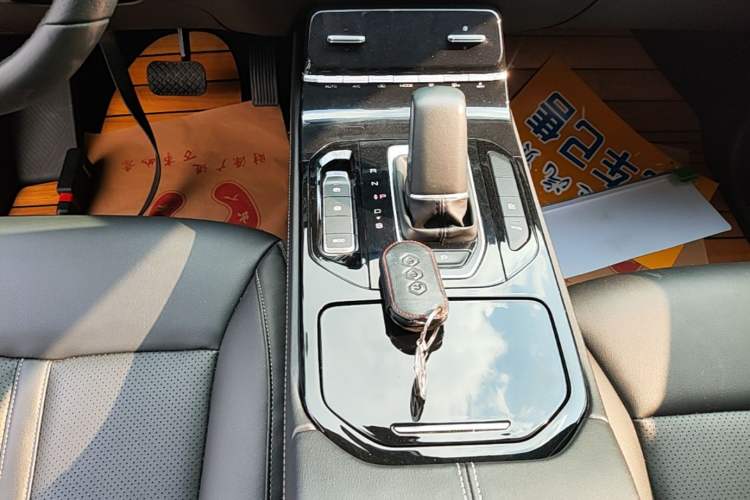 Used Wuling Victory 2020 1.5T CVT Flagship First-Class Model Gear Lever