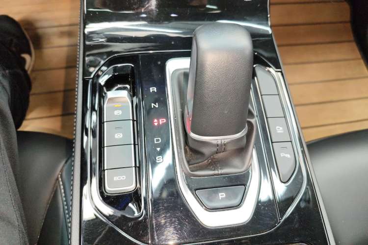 Used Wuling Victory 2020 1.5T CVT Flagship Edition Gear Lever