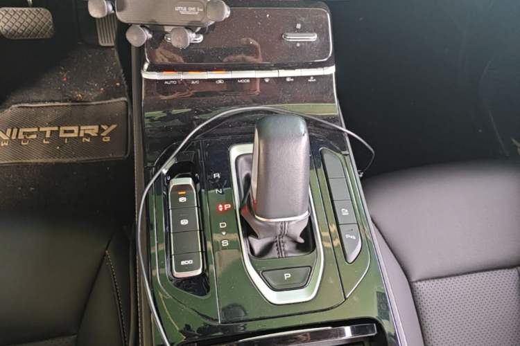 Used Wuling Victory 2020 1.5T CVT Flagship Edition Gear Lever