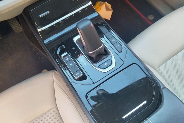Used Wuling Victory 2020 1.5T CVT Flagship Edition Gear Lever