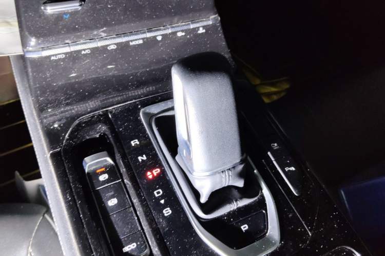 Used Wuling Victory 2020 1.5T CVT Flagship Edition Gear Lever