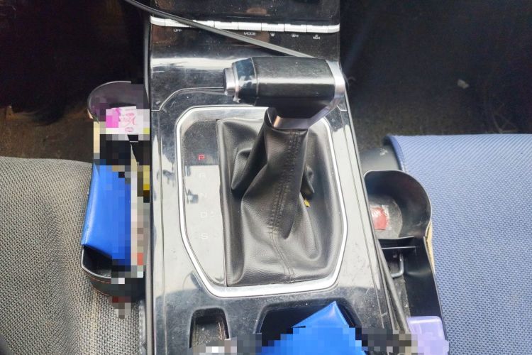 Used Wuling Victory 2020 1.5T CVT Luxury Model Gear Lever