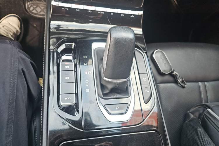 Used Wuling Victory 2020 1.5T CVT Flagship Edition Gear Lever