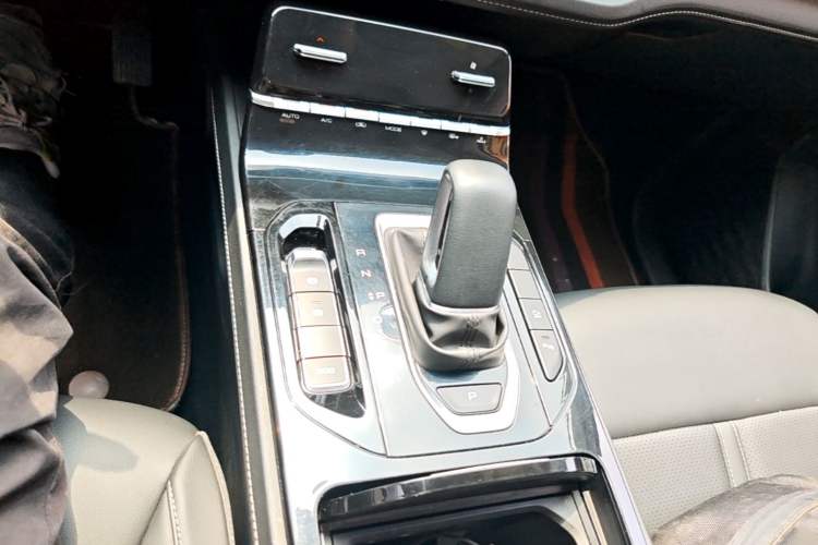 Used Wuling Victory 2020 1.5T CVT Flagship Edition Gear Lever
