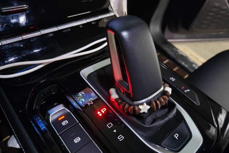 Used Wuling Victory 2020 1.5T CVT Flagship Edition Gear Lever