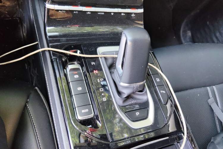 Used Wuling Victory 2020 1.5T CVT Flagship Edition Gear Lever