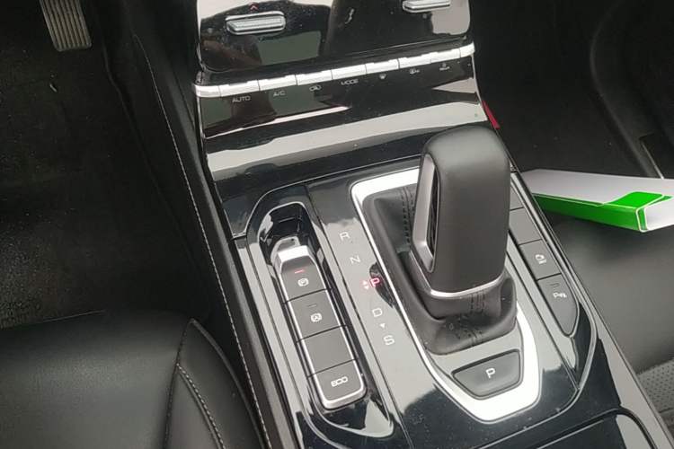 Used Wuling Victory 2020 1.5T CVT Flagship Edition Gear Lever