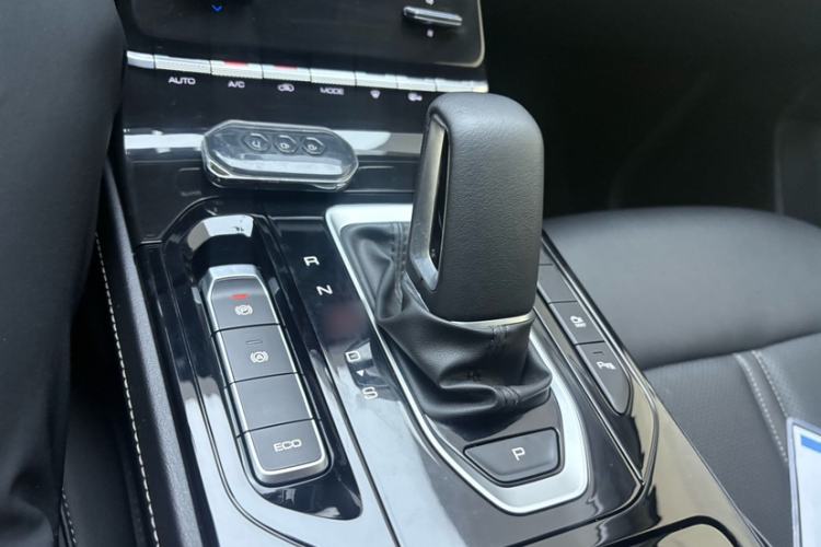 Used Wuling Victory 2020 1.5T CVT Flagship Edition Gear Lever