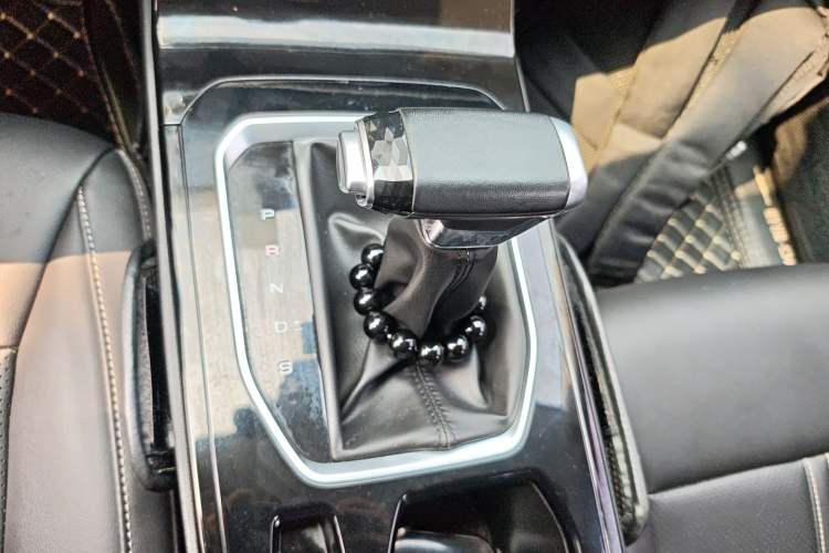Used Wuling Victory 2020 1.5T CVT Luxury Model Gear Lever