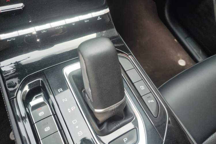 Used Wuling Victory 2020 1.5T CVT Flagship Edition Gear Lever