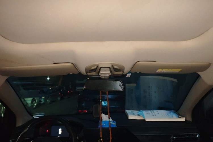 Used Wuling Victory 2020 1.5T CVT Flagship Edition Headliner