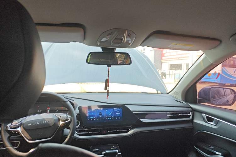 Used Wuling Victory 2020 1.5T CVT Luxury Model Headliner
