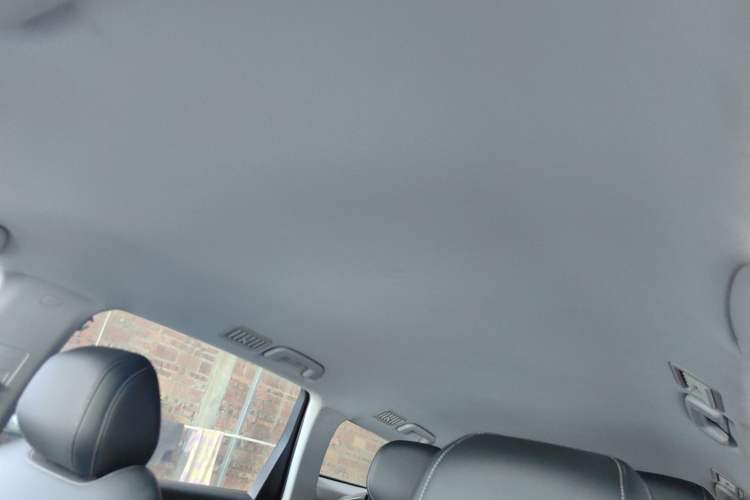 Used Wuling Victory 2020 1.5T CVT Luxury Model Headliner