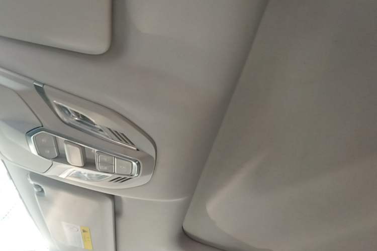Used Wuling Victory 2020 1.5T CVT Flagship Edition Headliner