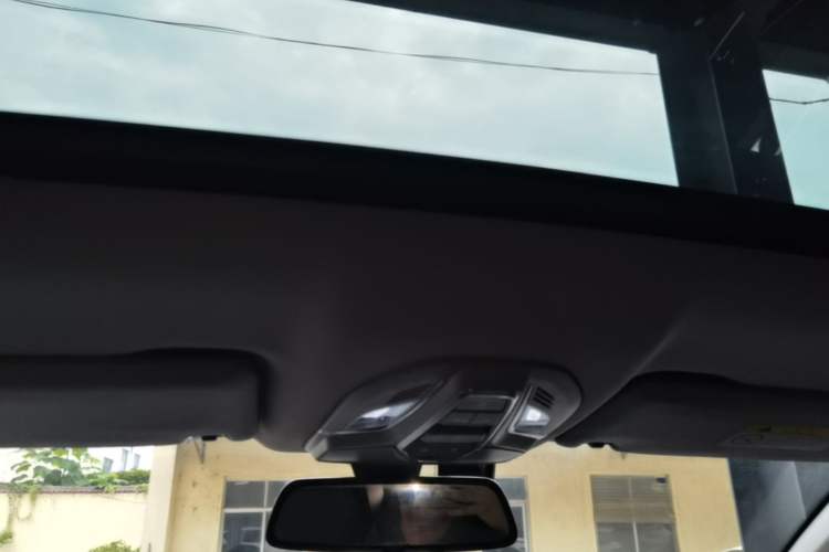 Used Wuling Victory 2020 1.5T CVT Flagship Edition Headliner