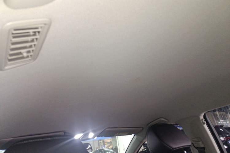 Used Wuling Victory 2020 1.5T CVT Luxury Model Headliner