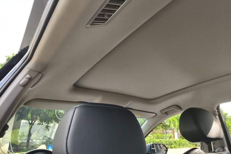 Used Wuling Victory 2020 1.5T CVT Flagship Edition Headliner