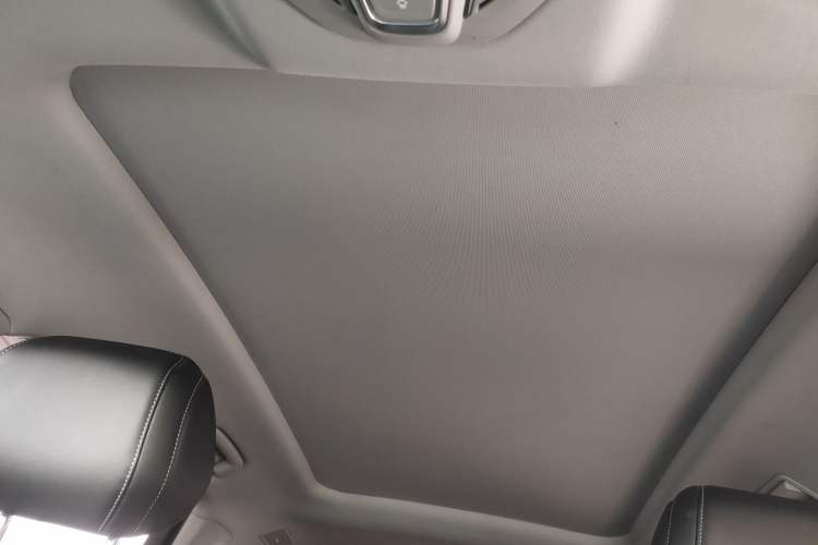 Used Wuling Victory 2020 1.5T CVT Flagship Edition Headliner