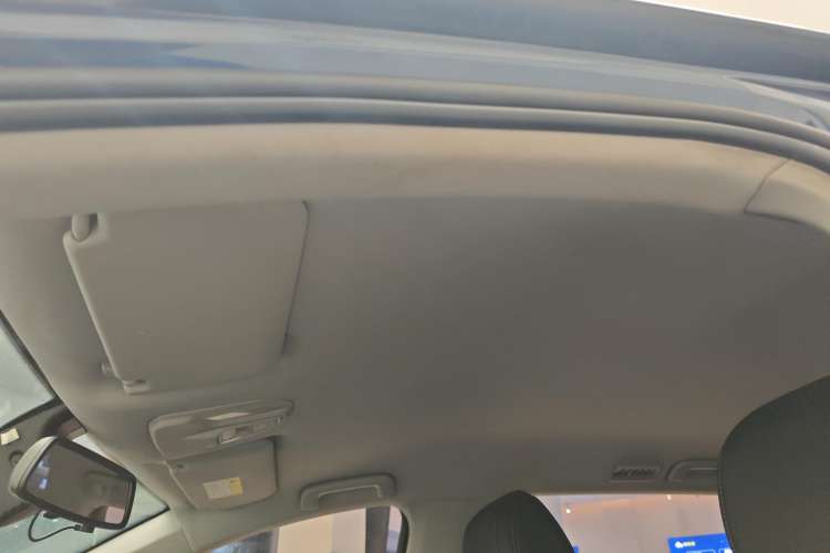 Used Wuling Victory 2020 1.5T CVT Luxury Model Headliner